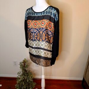 Zara 3/4 sleeved geometric top